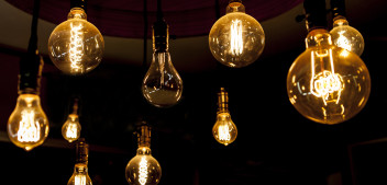 Torna la vecchia lampadina a incandescenza e diventa sostenibile
