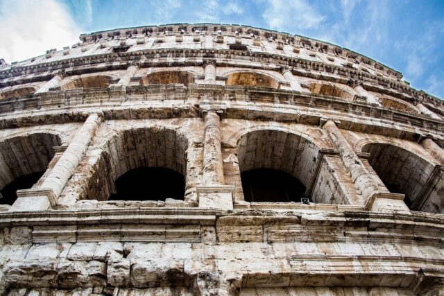 Roma è la meta preferita da francesi, spagnoli e olandesi per iniziare il 2025